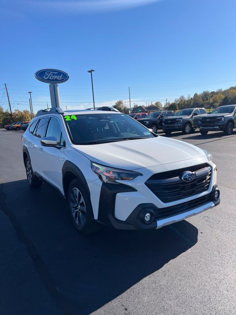 Used 2024 Subaru Outback Touring XT AWD/4WD image 3