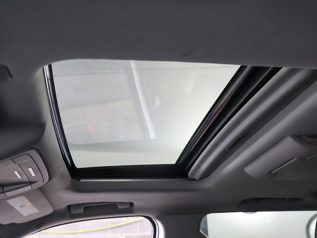 Used 2019 GMC Yukon Denali w/ Open Road Package image 24