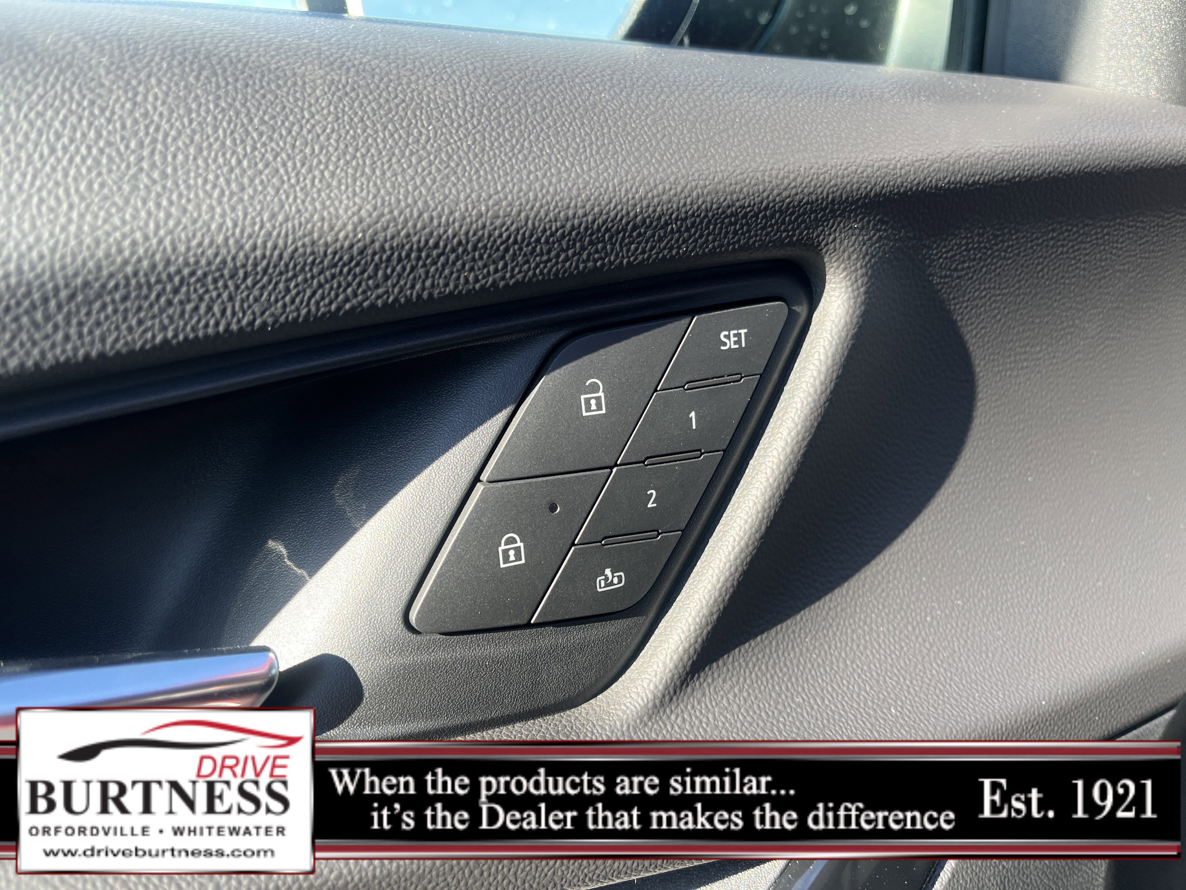 New 2026 Chevrolet Equinox RS w/ Convenience Package III image 13