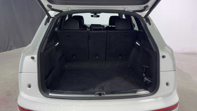 Used 2022 Audi SQ5 Premium Plus image 32