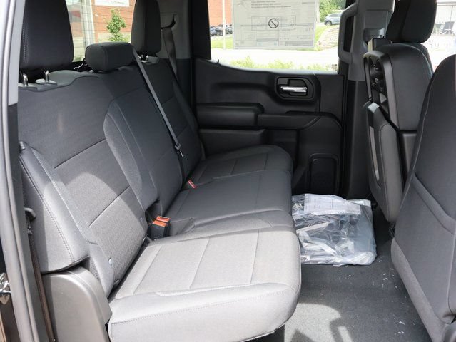 New 2026 GMC Sierra 1500 Pro w/ Graphite Edition AWD/4WD image 11
