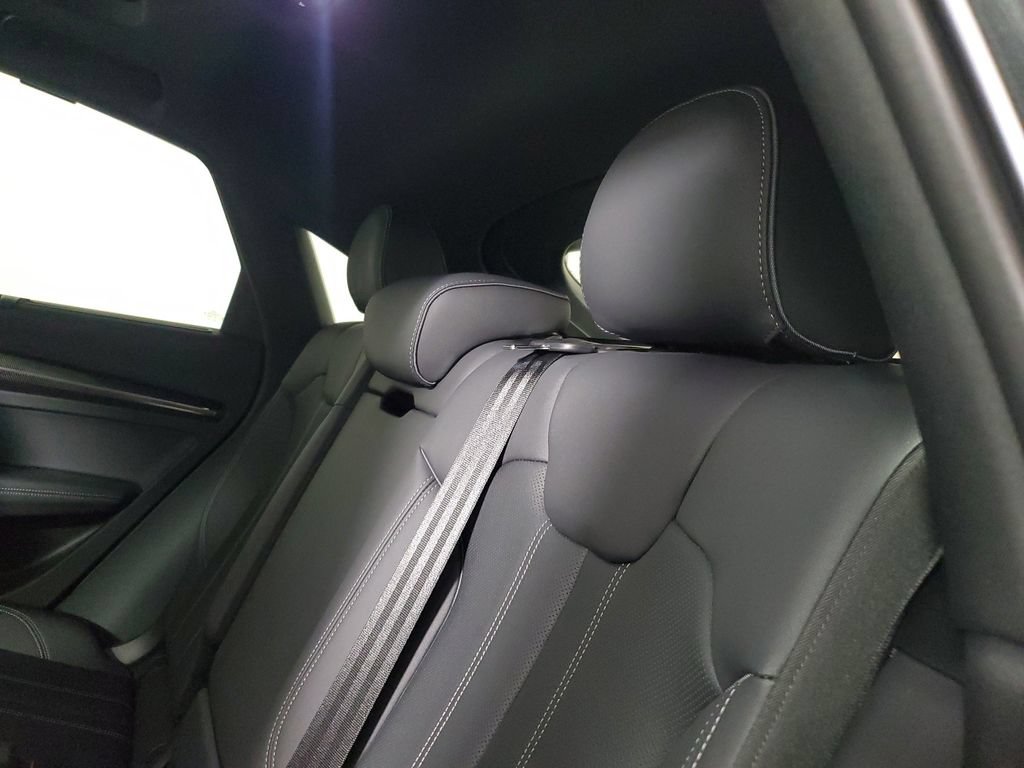 Used 2024 Audi SQ5 Premium Plus AWD/4WD image 12