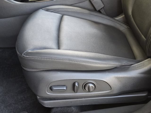 Used 2024 Buick Encore GX Sport Touring w/ Comfort Package FWD image 19
