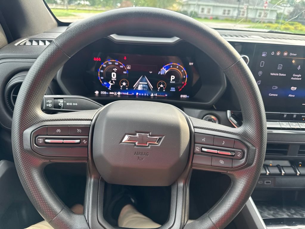 Used 2024 Chevrolet Colorado Trail Boss w/ Technology Package AWD/4WD image 19