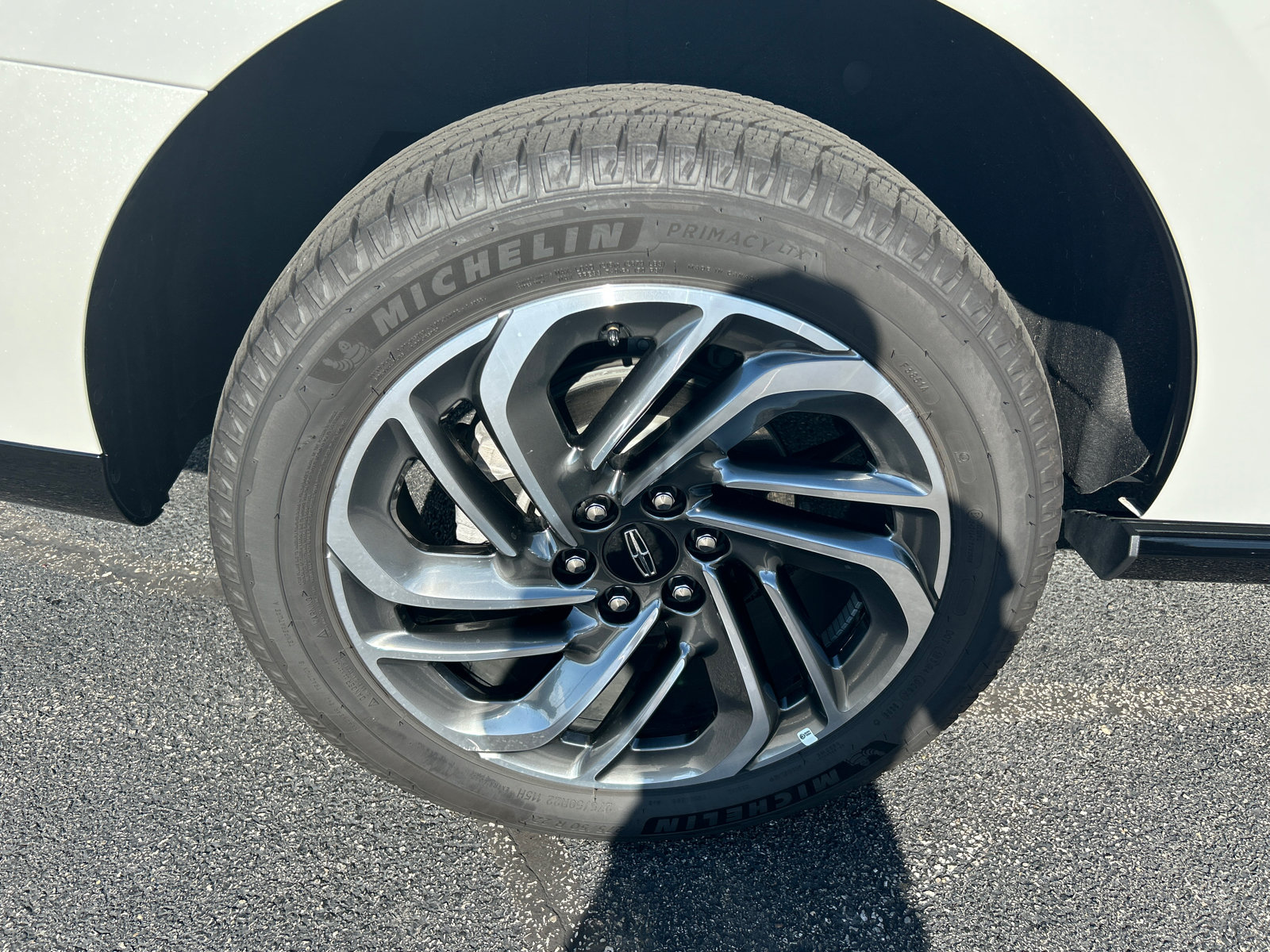 New 2026 Lincoln Navigator Reserve AWD/4WD image 12