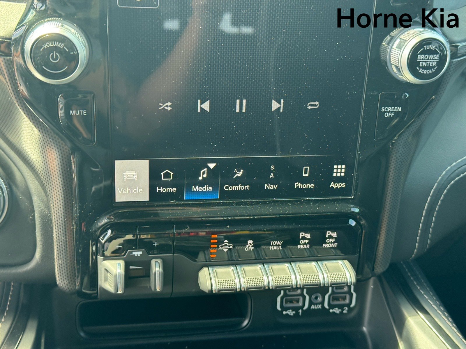 Used 2023 RAM 1500 Limited AWD/4WD image 24