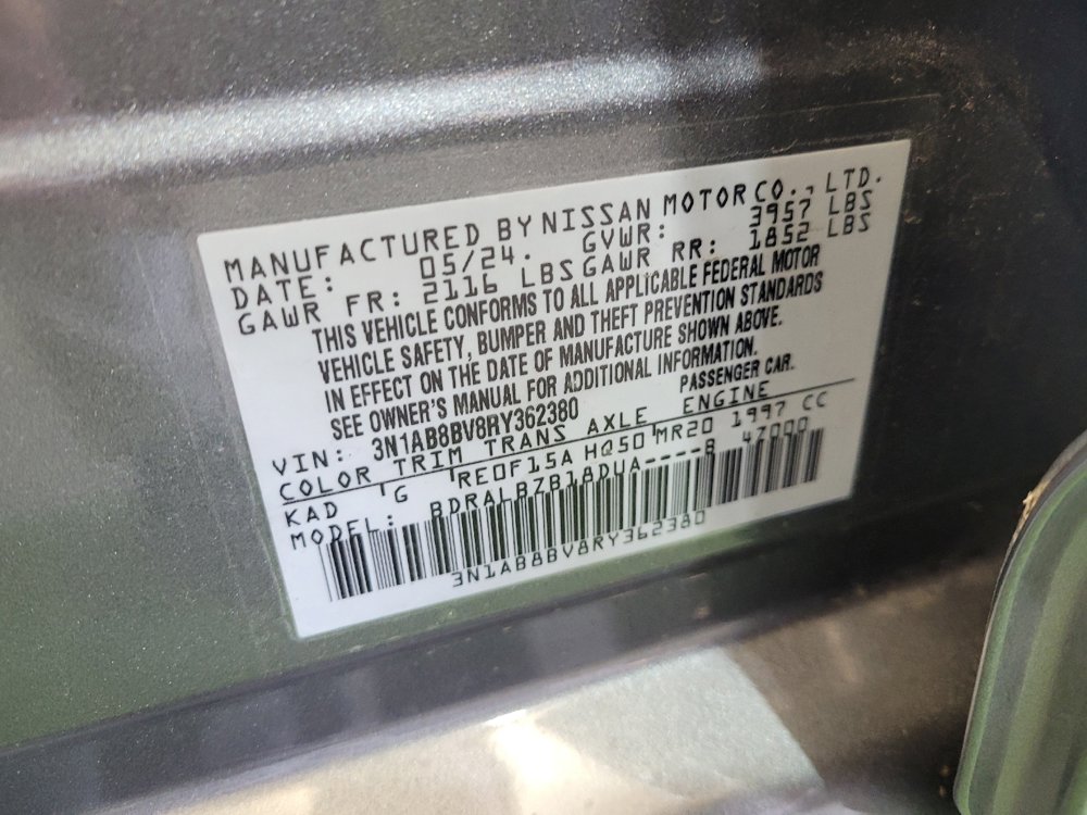 Used 2024 Nissan Sentra S FWD image 33