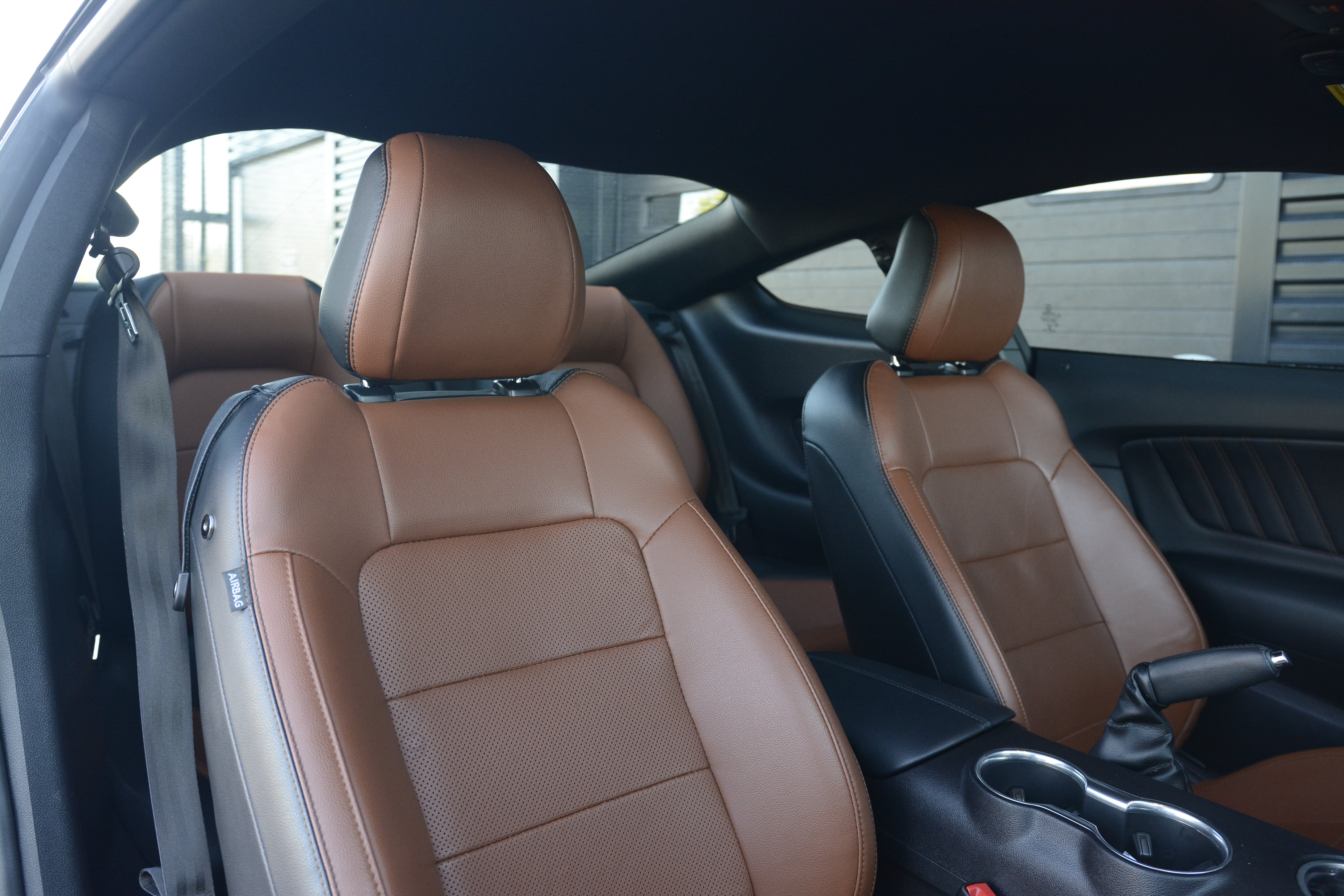 Used 2019 Ford Mustang Premium w/ Ford Safe & Smart Package RWD image 29