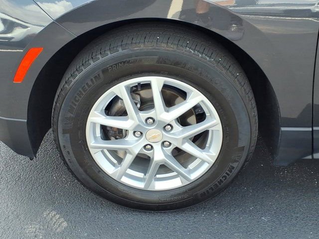 Used 2023 Chevrolet Equinox LT FWD image 30