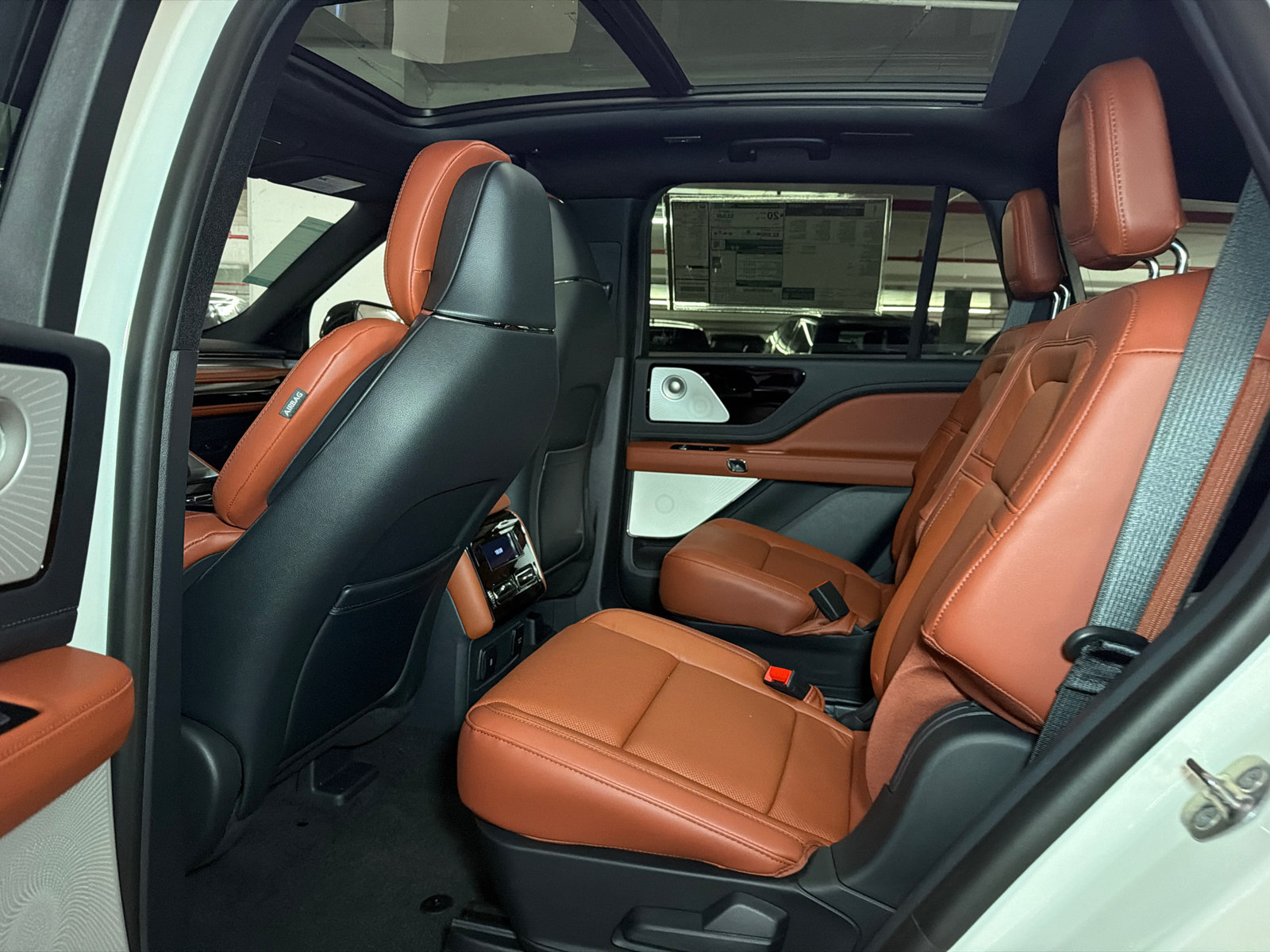 New 2027 Lincoln Aviator Reserve AWD/4WD image 23