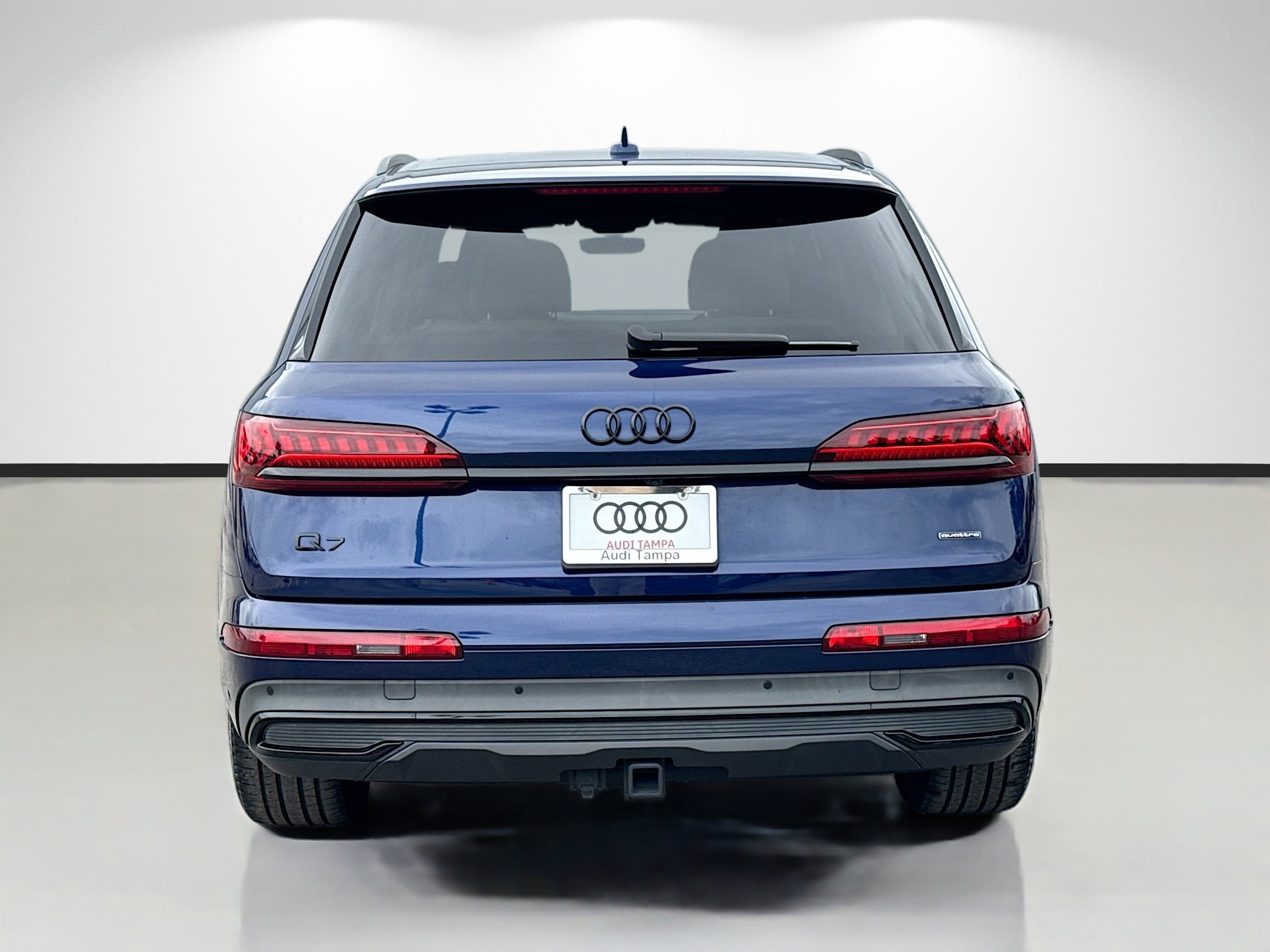 Certified 2023 Audi Q7 2.0T Premium Plus w/ Premium Plus Package AWD/4WD image 4