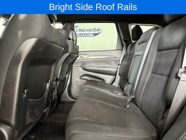 Used 2017 Jeep Grand Cherokee Laredo w/ Quick Order Package 23E image 12