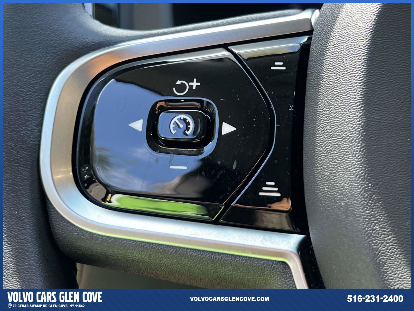 Certified 2024 Volvo XC60 B5 Plus w/ Climate Package AWD/4WD image 22