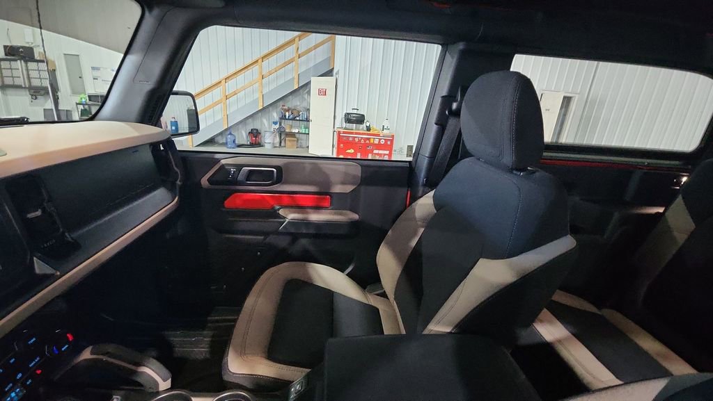 Used 2023 Ford Bronco Big Bend image 11