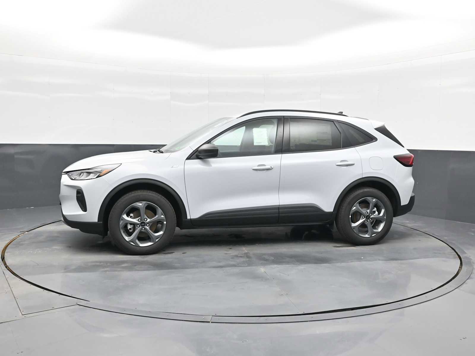 New 2026 Ford Escape ST-Line w/ Tech Pack #1 image 5