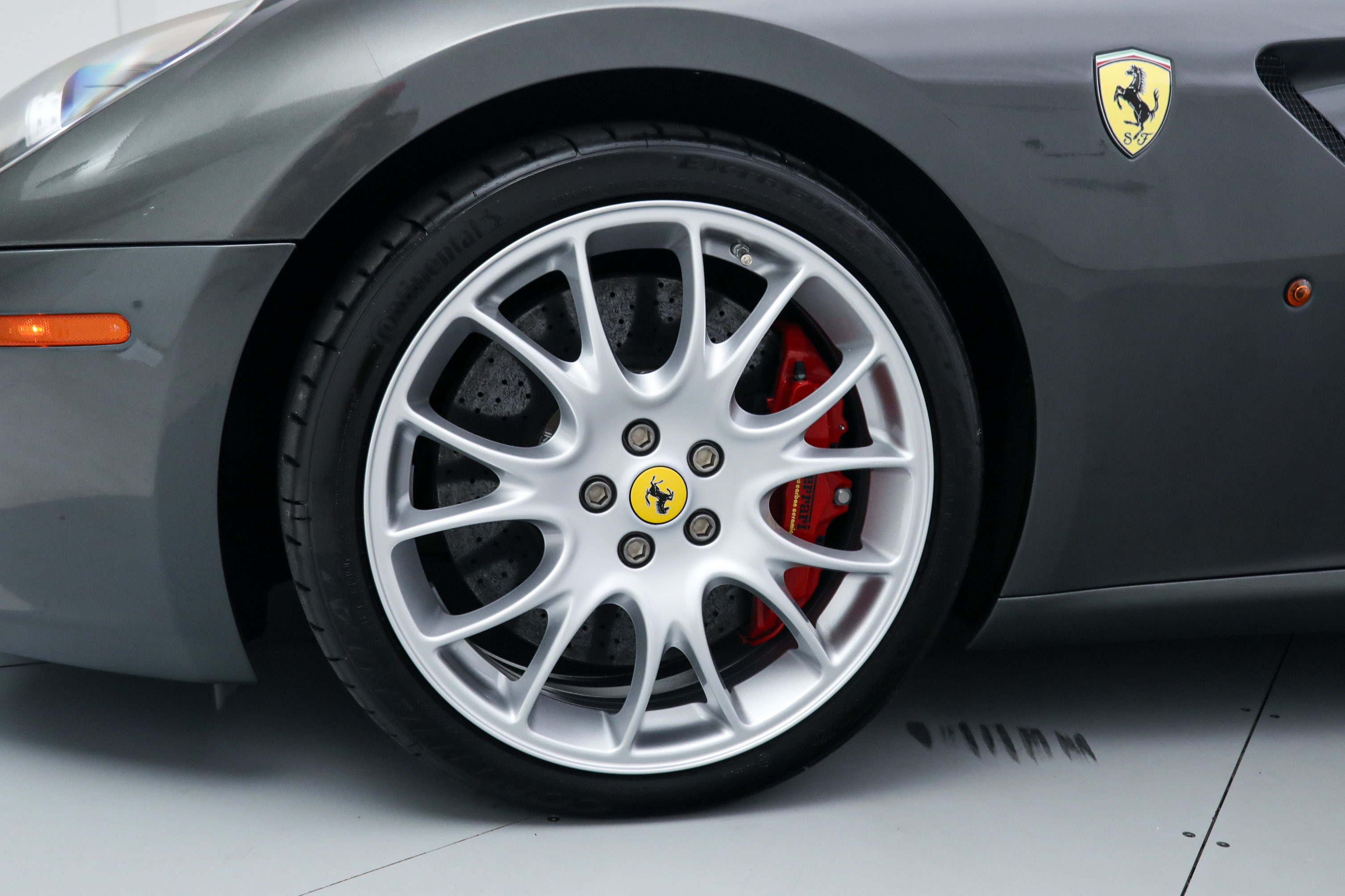 Used 2009 Ferrari 599 GTB Fiorano RWD image 15