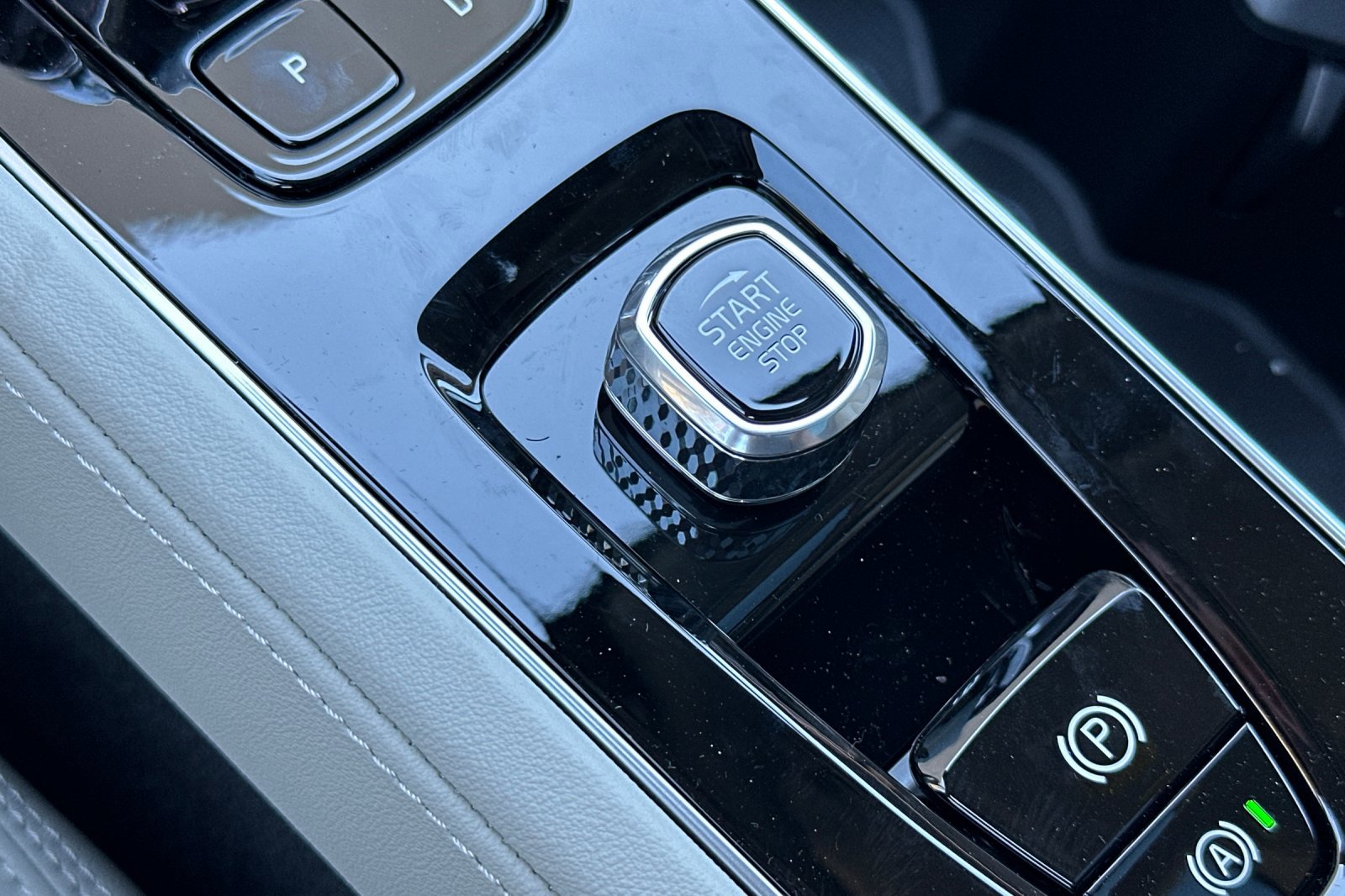 New 2026 Volvo XC90 T8 Ultra image 21
