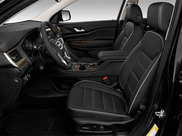 Used 2023 GMC Acadia Denali w/ Black Diamond Edition image 10