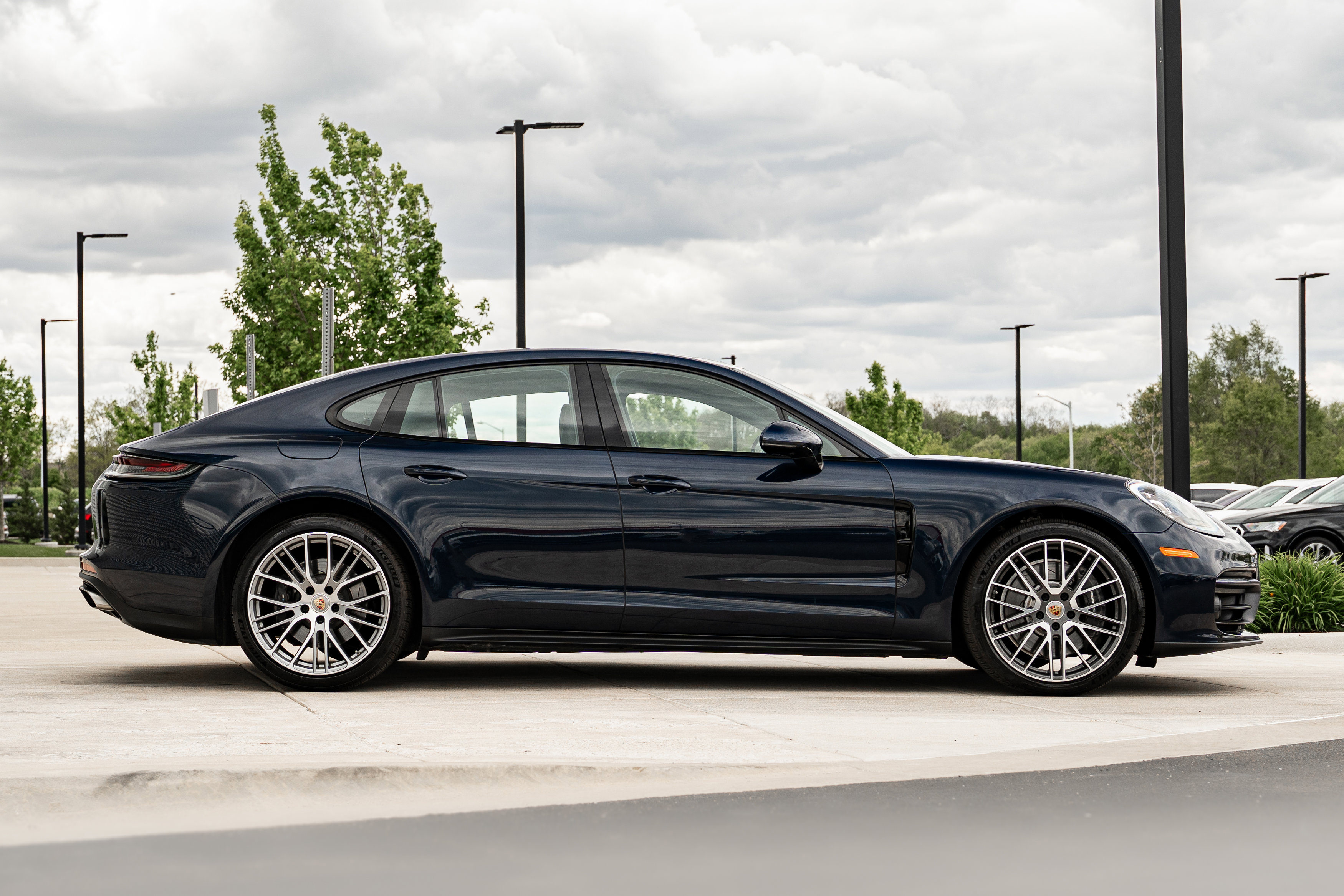 Used 2021 Porsche Panamera 4 AWD/4WD image 3