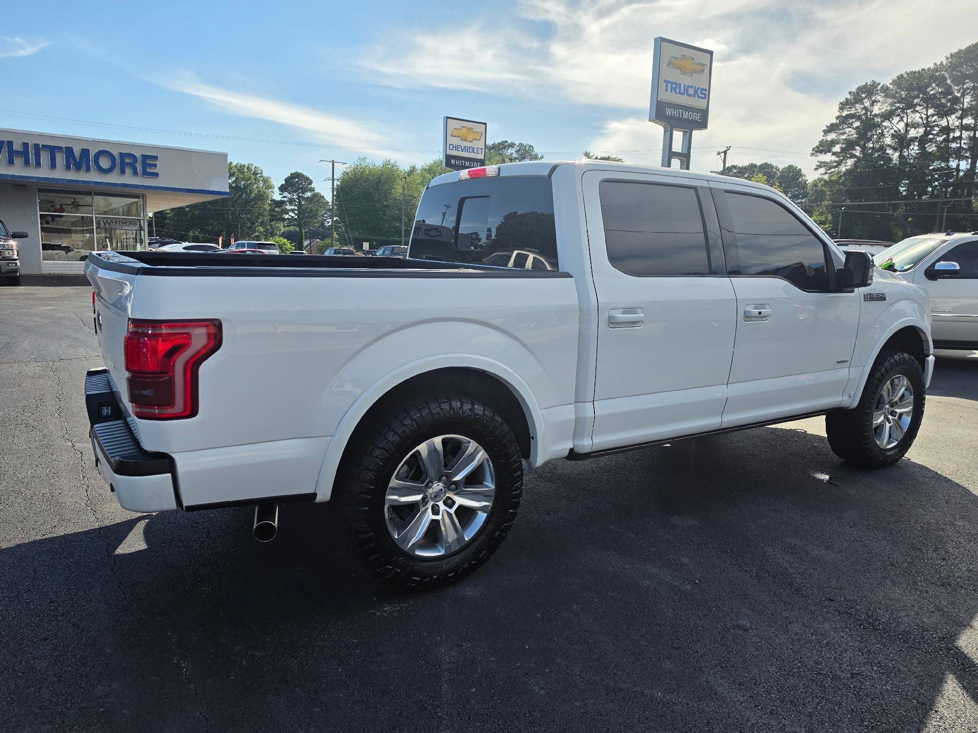 Used 2016 Ford F150 Lariat w/ Equipment Group 502A Luxury AWD/4WD image 5
