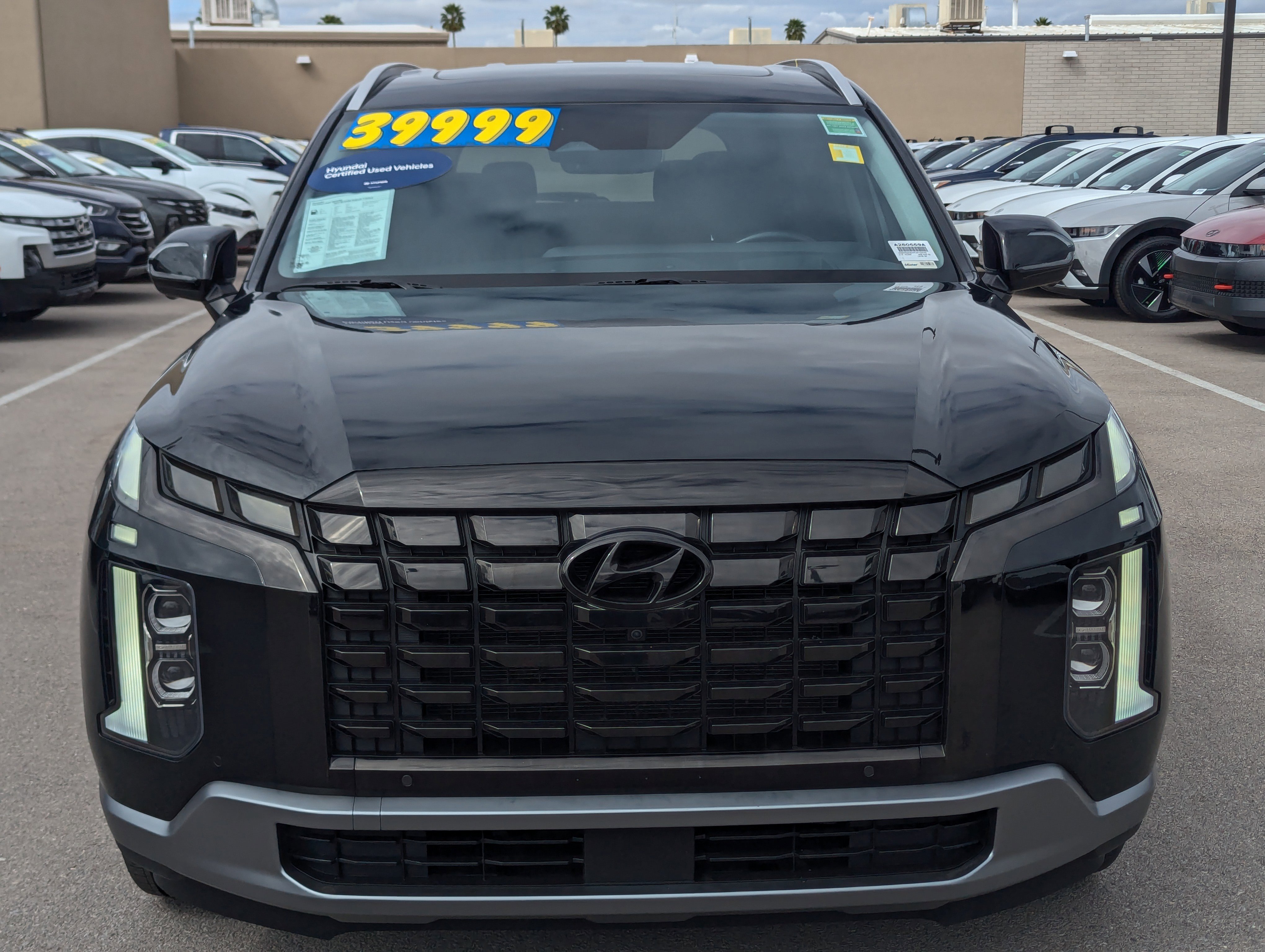 Used 2023 Hyundai Palisade Limited w/ Cargo Package image 6