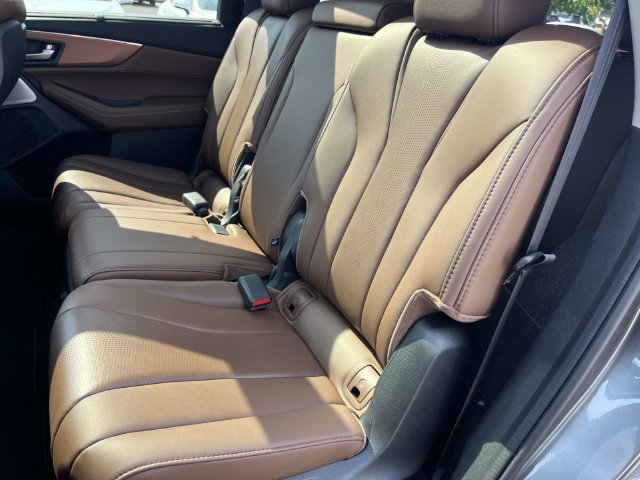Used 2025 Acura MDX w/ Technology Package FWD image 22