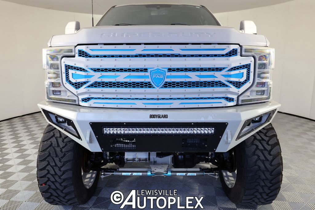 Used 2022 Ford F350 Platinum image 2