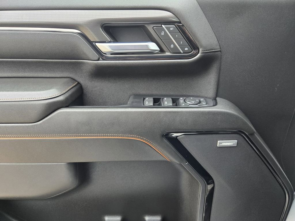 Used 2024 GMC Sierra 2500 AT4 w/ AT4 Premium Plus Package image 19