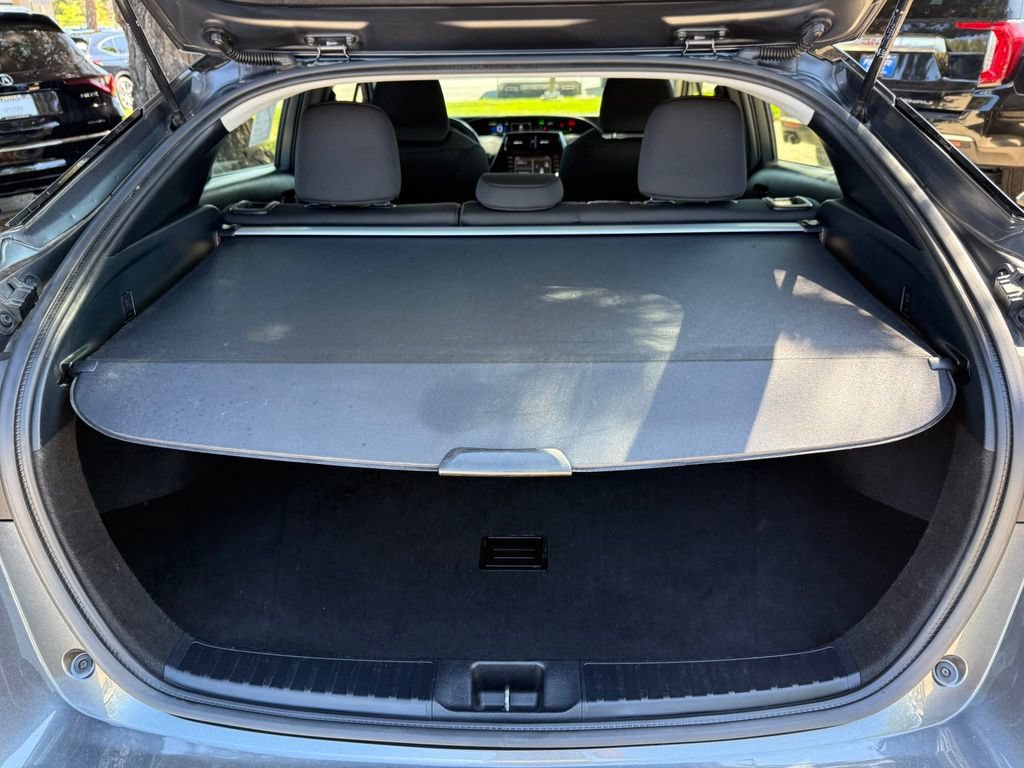 Used 2022 Toyota Prius LE FWD image 15