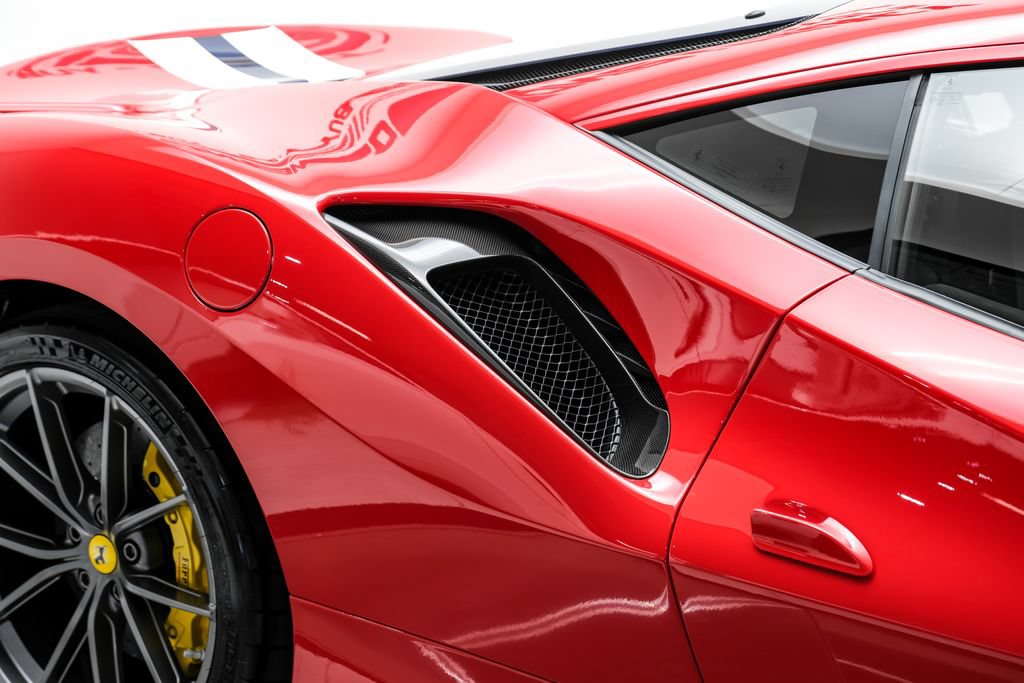 Used 2020 Ferrari 488 Pista Coupe RWD image 52