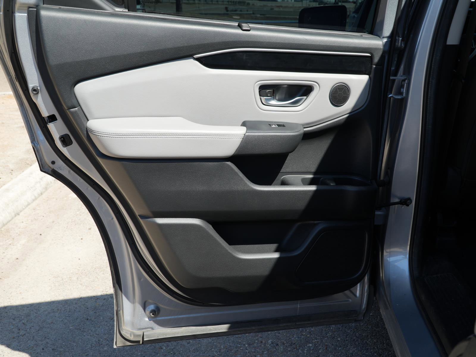 Used 2024 Honda Pilot EX-L image 17