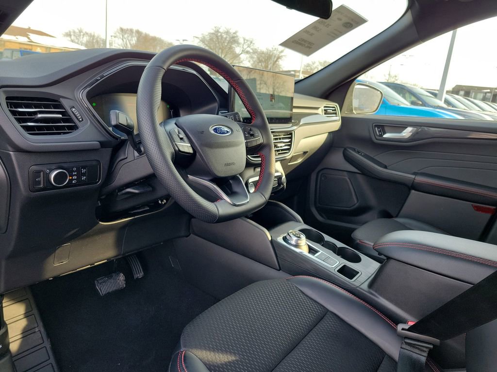 Certified 2025 Ford Escape ST-Line w/ Tech Pack #1 image 20