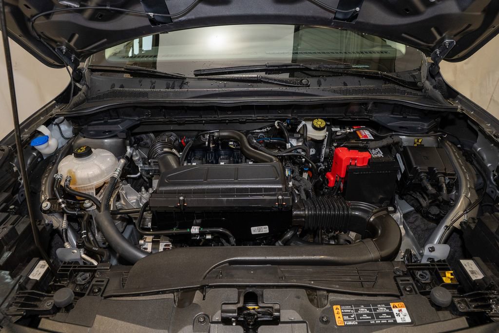 Used 2025 Ford Escape Active image 19