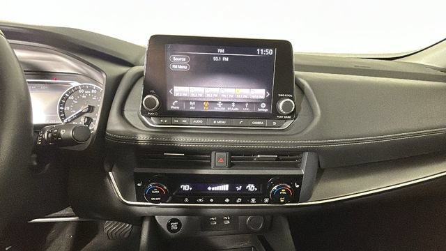 Used 2024 Nissan Rogue SV w/ SV Premium Package AWD/4WD image 23