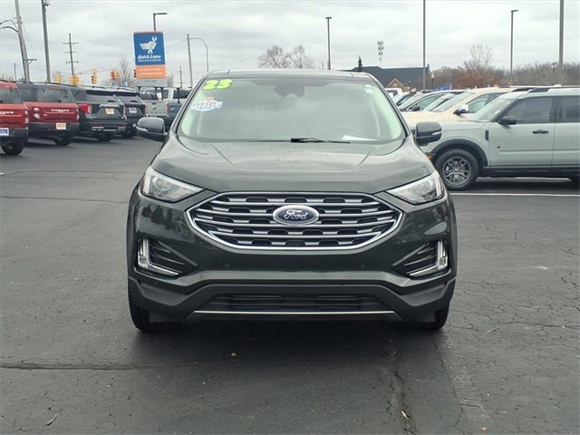 Used 2023 Ford Edge Titanium w/ Class II Trailer Tow Package image 2