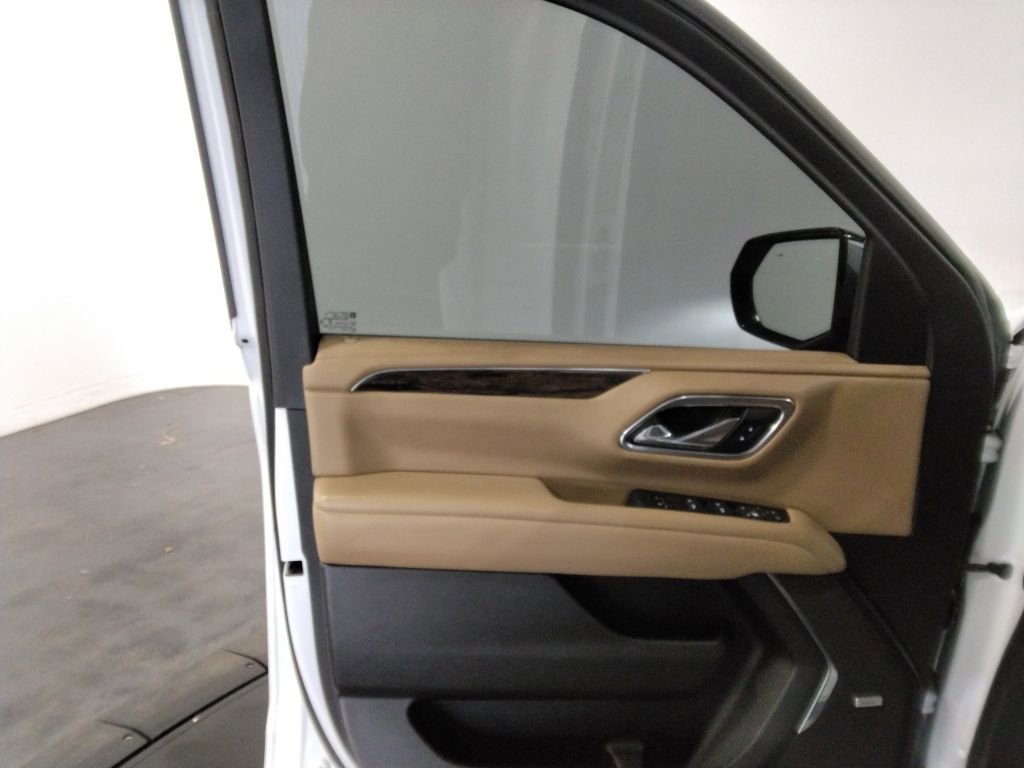 Used 2021 Chevrolet Tahoe Premier w/ Premium Package image 36