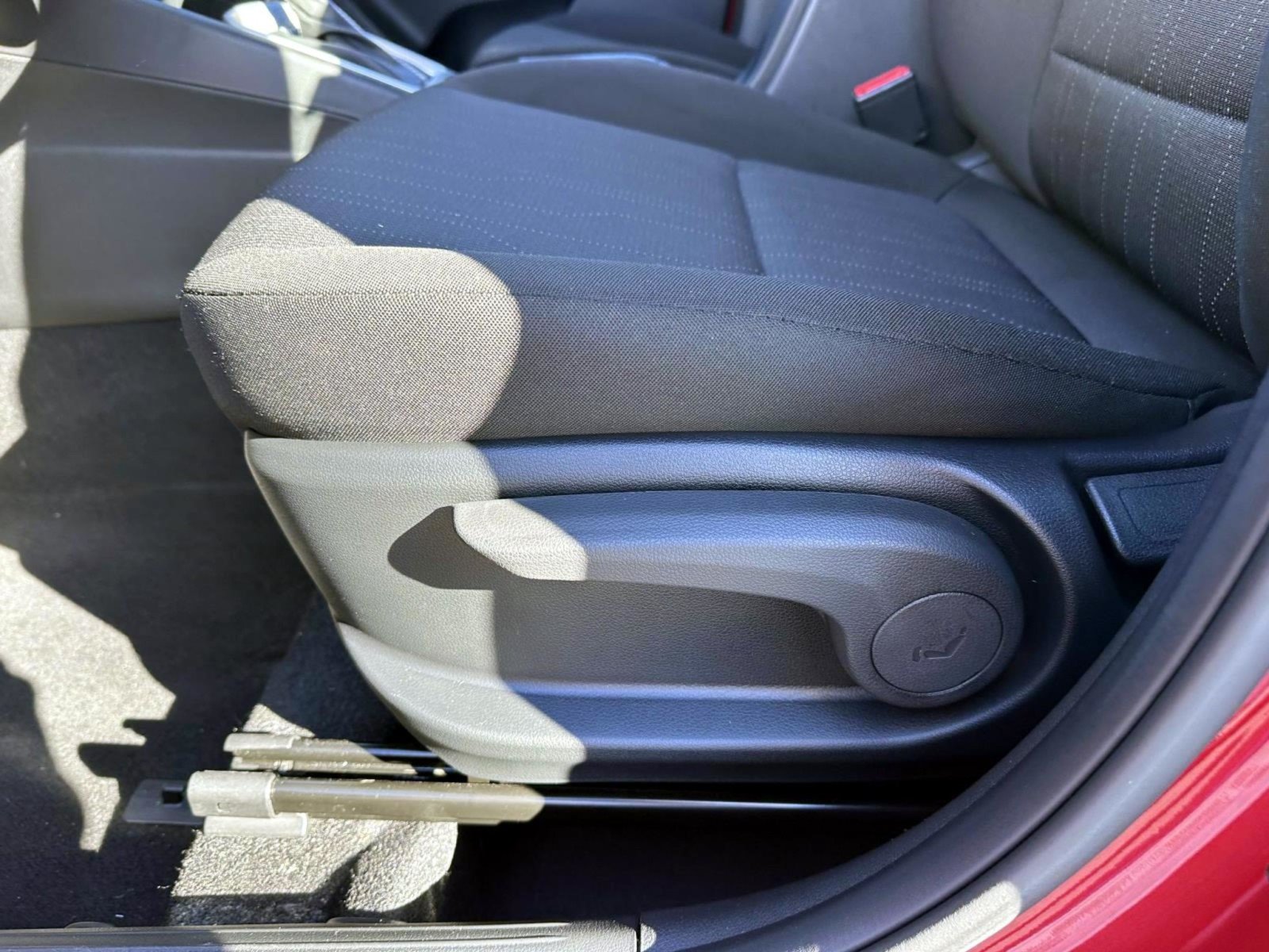 Used 2025 Hyundai Venue SE FWD image 10