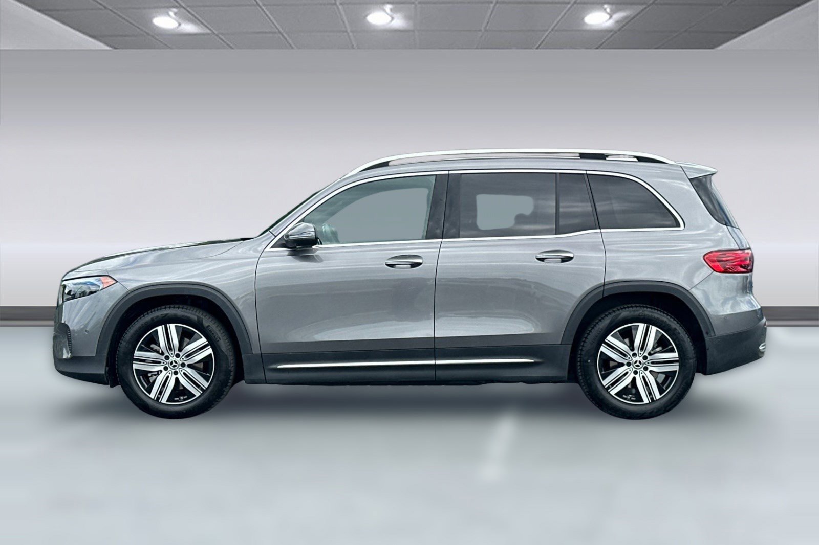 Certified 2025 Mercedes-Benz EQB 250+ image 2