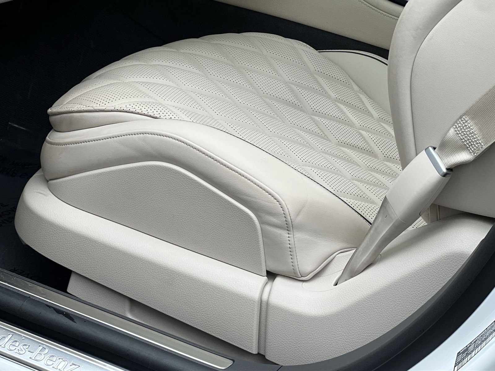 Certified 2024 Mercedes-Benz S 580 4MATIC Sedan image 12