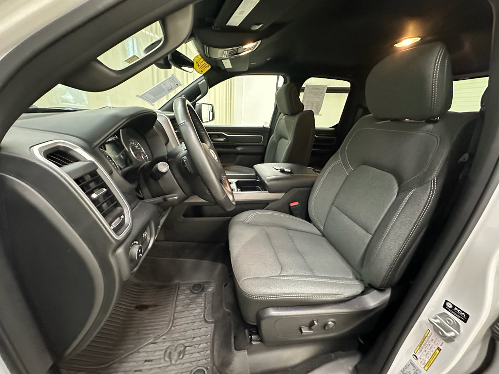 Used 2022 RAM 1500 Big Horn w/ Night Edition AWD/4WD image 29
