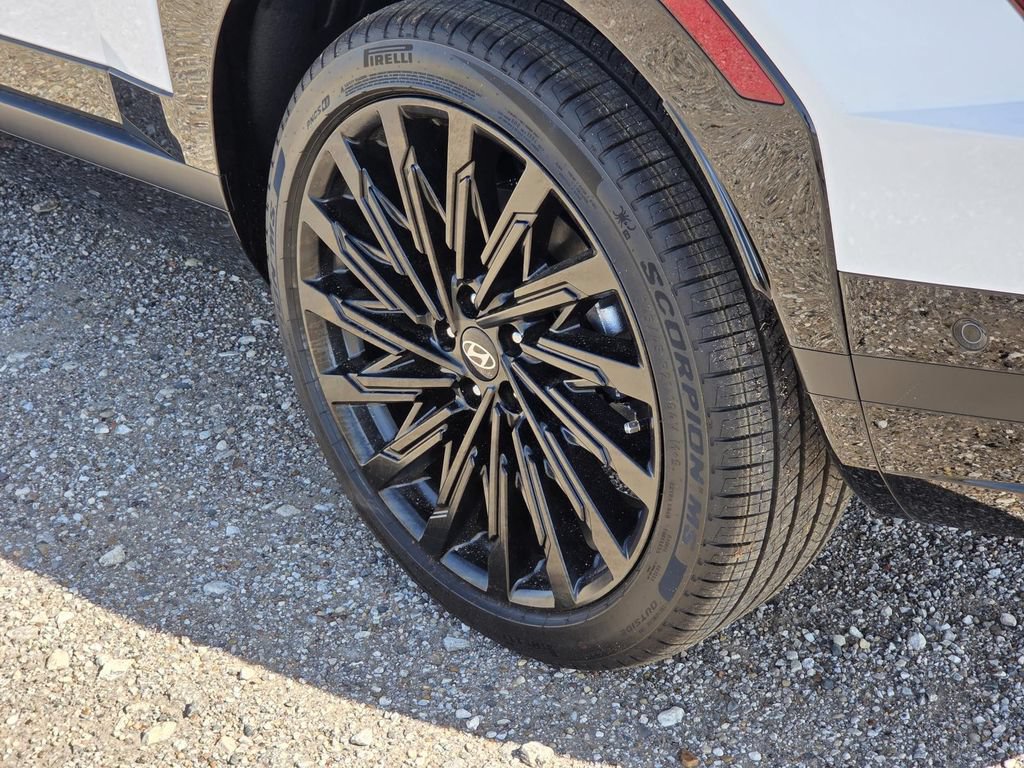 New 2027 Hyundai Santa Fe Calligraphy FWD image 5