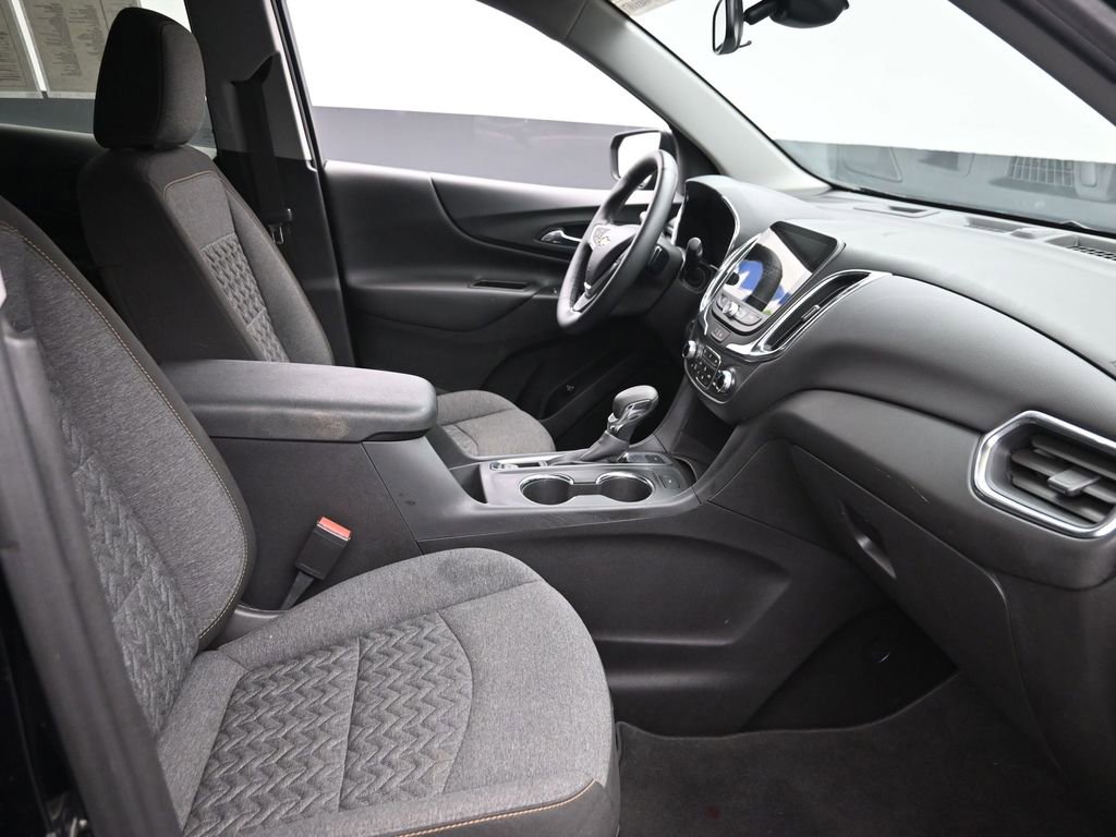 Used 2023 Chevrolet Equinox LT AWD/4WD image 7