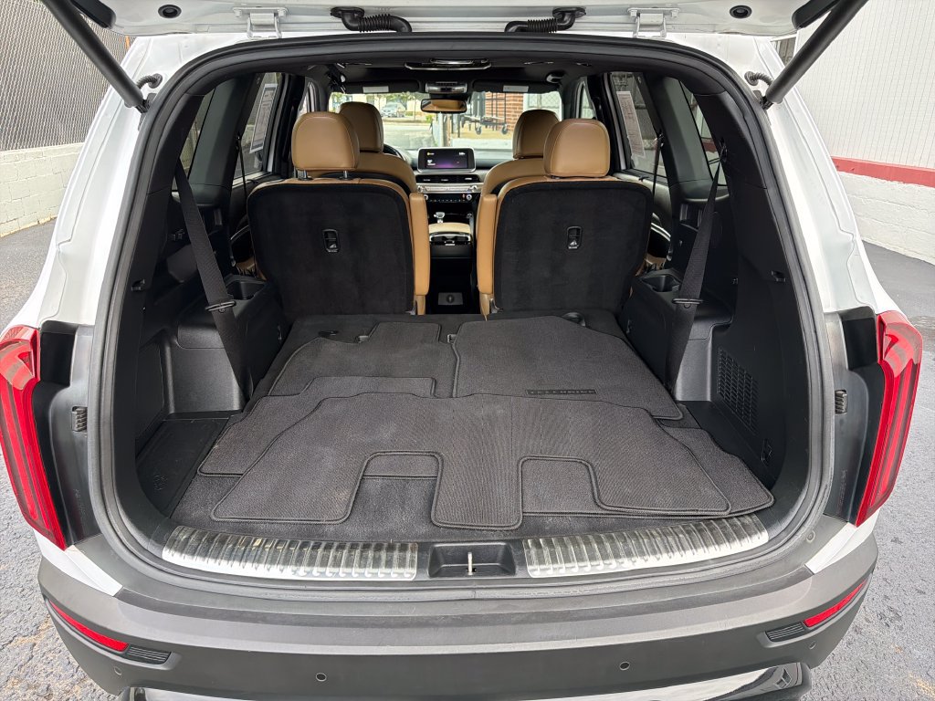 Used 2022 Kia Telluride SX w/ Nightfall Edition Package AWD/4WD image 12