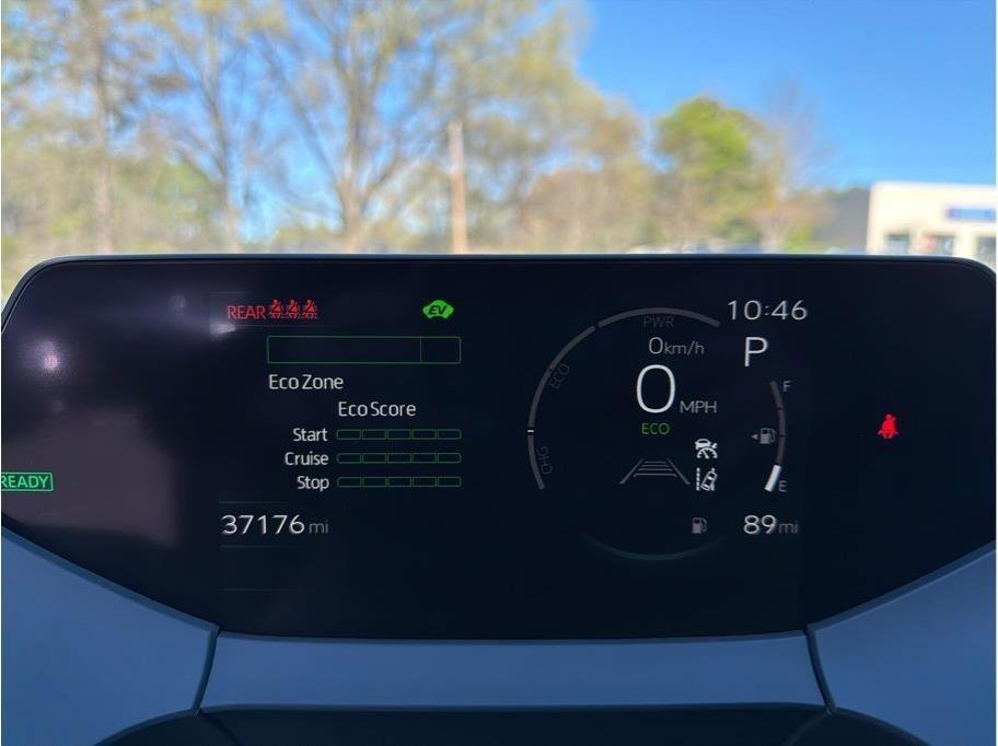 Used 2024 Toyota Prius XLE image 15