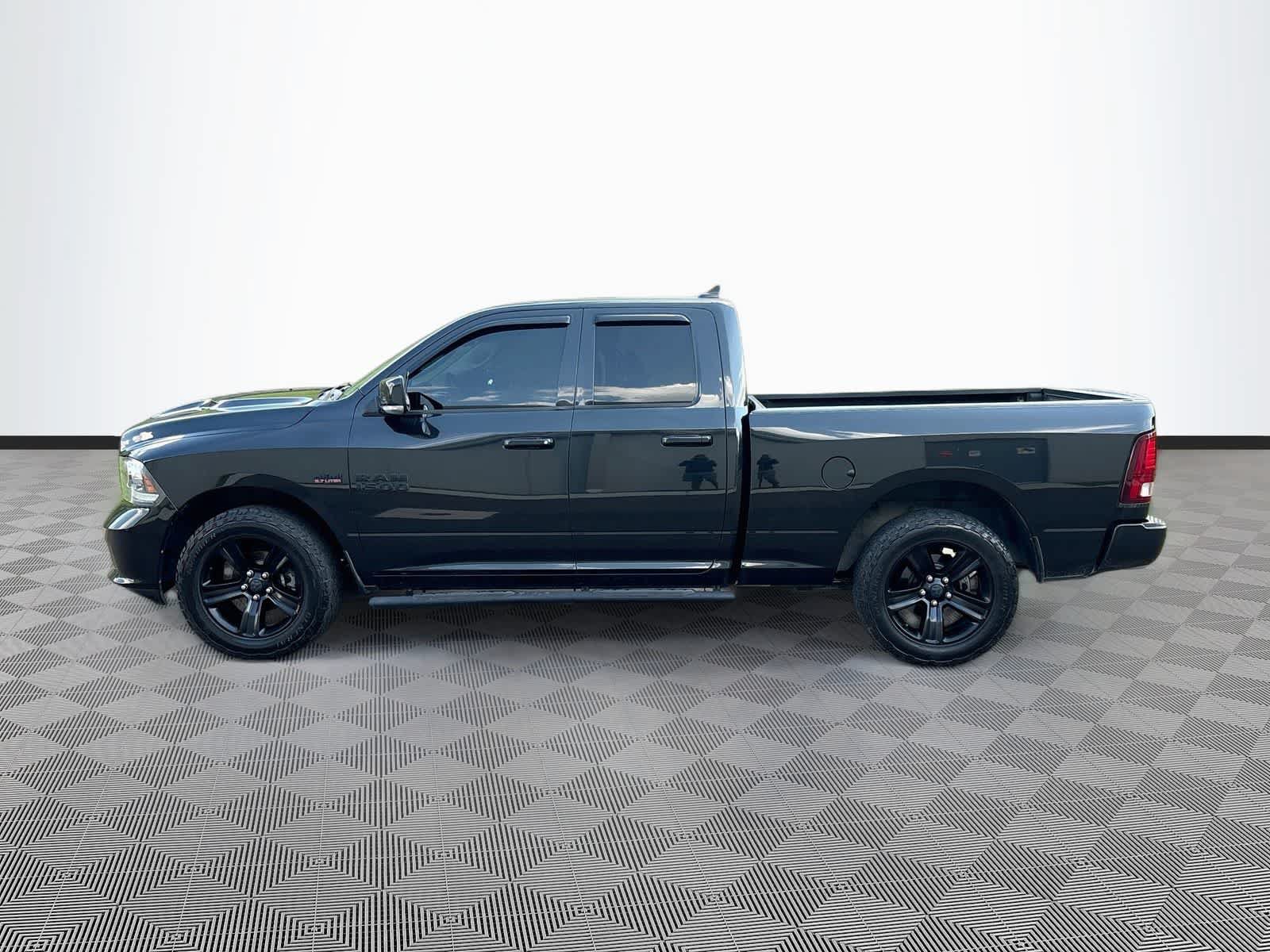 Used 2017 RAM 1500 Sport w/ Black Ram 1500 Sport Group RWD image 8