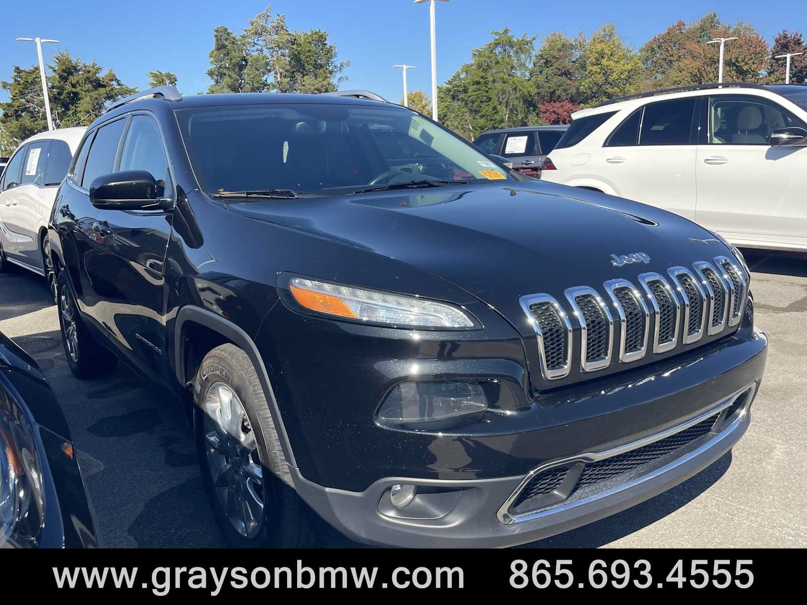 Used 2015 Jeep Cherokee Limited AWD/4WD image 1