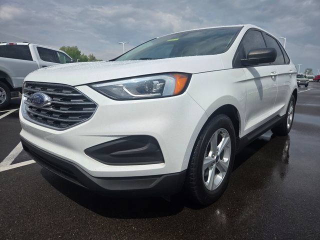 Used 2019 Ford Edge SE FWD image 2
