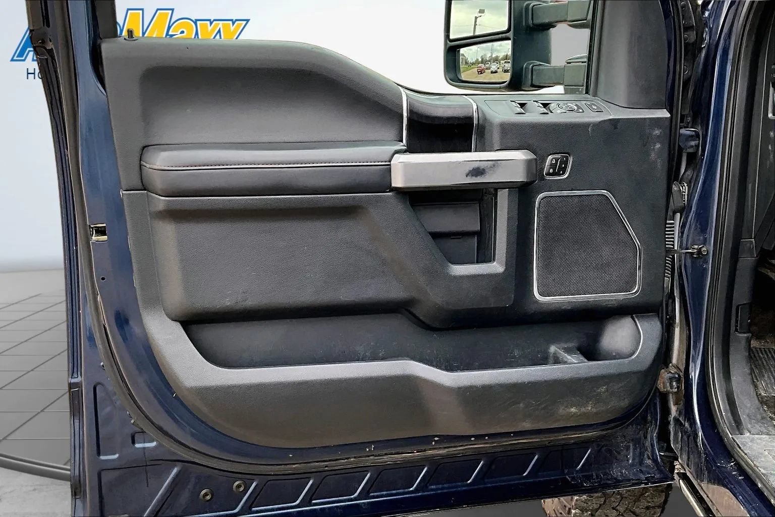Used 2019 Ford F250 Platinum w/ Platinum Ultimate Package AWD/4WD image 19