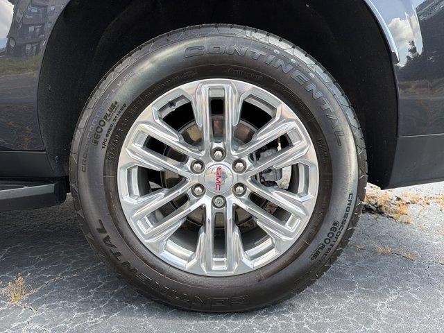 Used 2023 GMC Yukon XL SLT w/ SLT Premium Package AWD/4WD image 21
