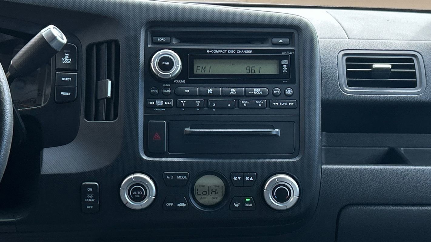 Used 2006 Honda Ridgeline RTS image 19